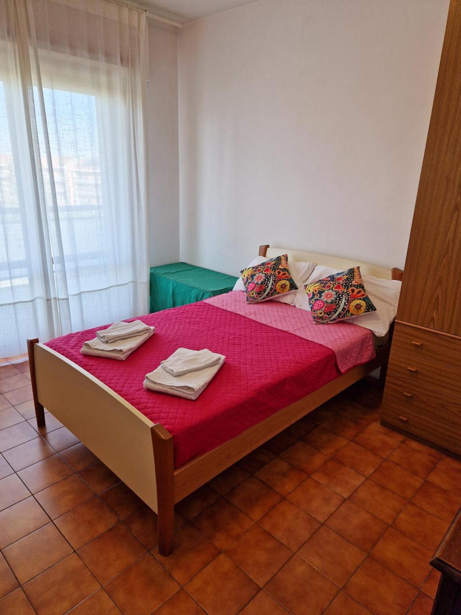 Apartamento Domus Divi - Eur Torrino Roma Exterior foto